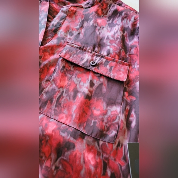 Simply Vera Vera Wang Red and Purple Blouse Size Large - Picture 5 of 8